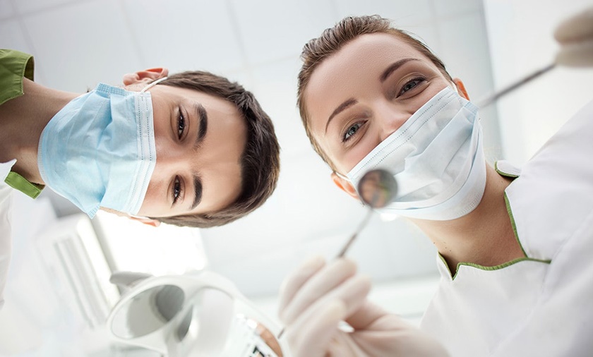 تخصص های مختلف دندانپزشکی