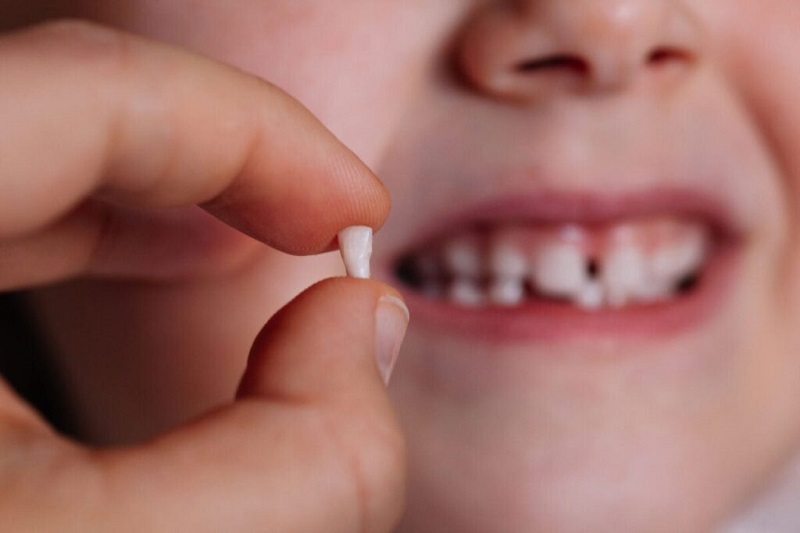دندان لق شده - لرزان