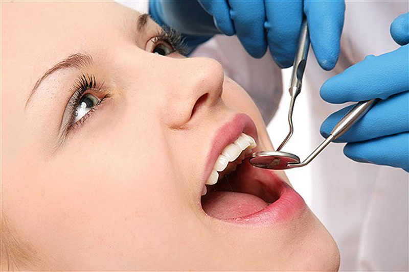 متخصصین لثه در دندانپزشکی نعمت الهی